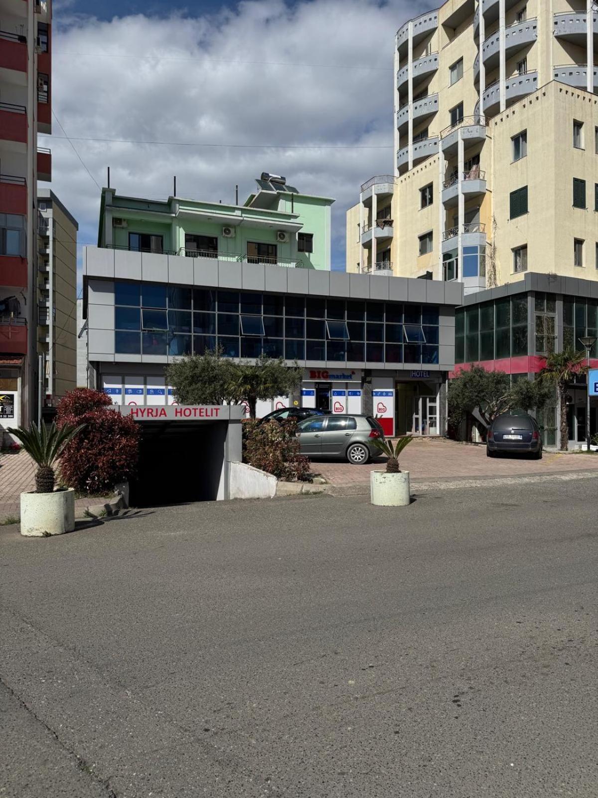 Hotel Europa Lezhë Exterior foto